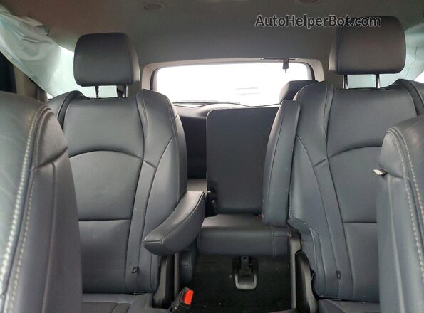 5GAEVAKWXKJ252724 2019 BUICK ENCLAVE Silver Vista de los asientos traseros