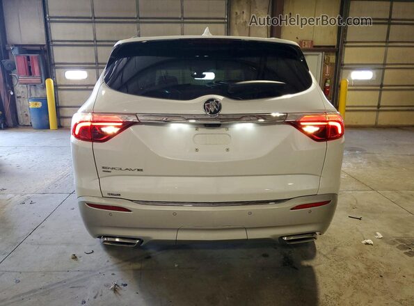 5GAEVBKW0RJ106820 2024 BUICK ENCLAVE White Widok z tyłu