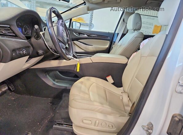 5GAEVBKW5MJ176693 2021 BUICK ENCLAVE White Սալոնի դիմացի տեսք