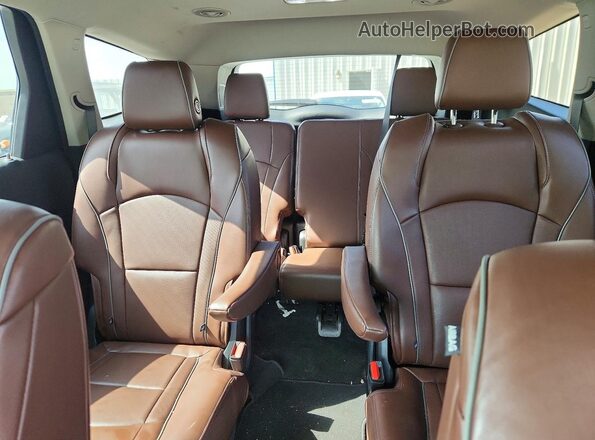 5GAEVCKW3JJ271545 2018 BUICK ENCLAVE Blue Հետևի նստատեղերի տեսք