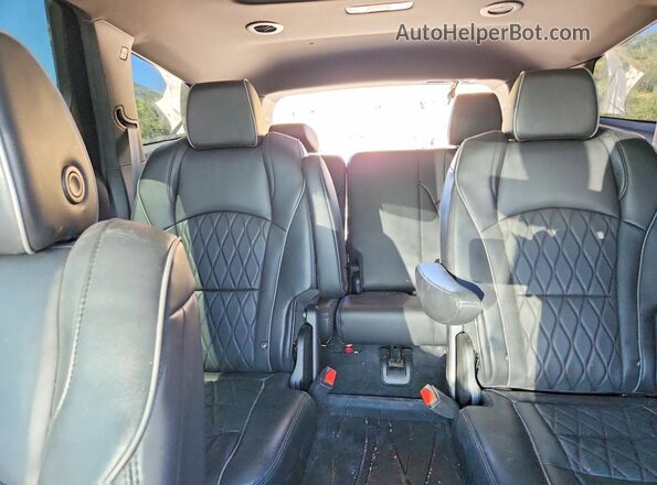 5GAEVCKW4PJ276116 2023 BUICK ENCLAVE Silver უკანა სავარძლების ხედი