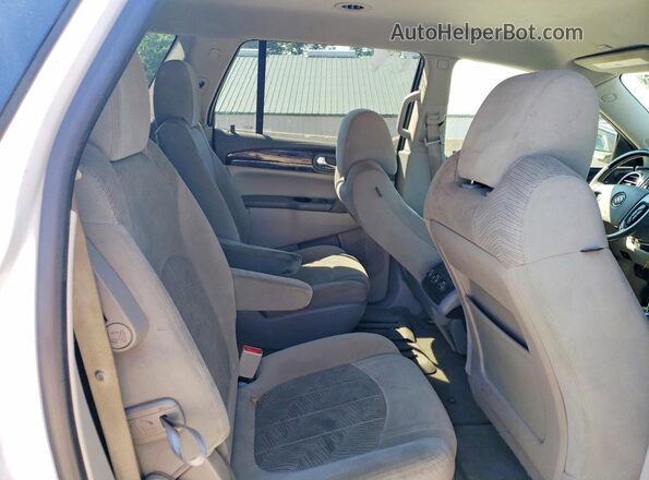 5GAKRAKD7HJ349913 2017 BUICK ENCLAVE White Rear interior view