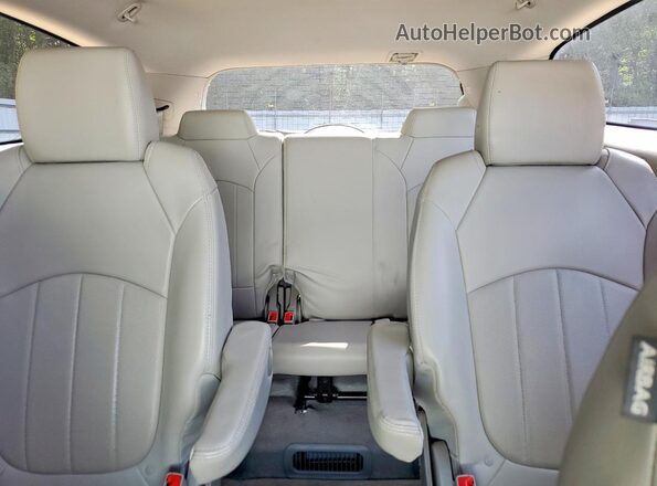 5GAKRBKD2GJ273151 2016 BUICK ENCLAVE White Rear seats view