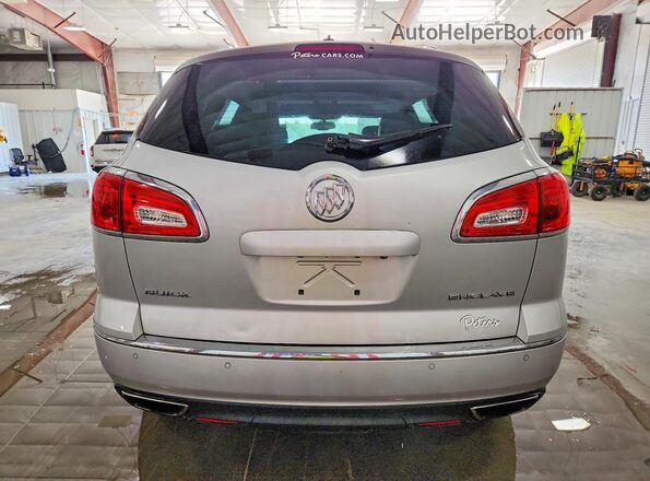 5GAKRBKD2HJ192605 2017 BUICK ENCLAVE Silver Հետևի տեսք