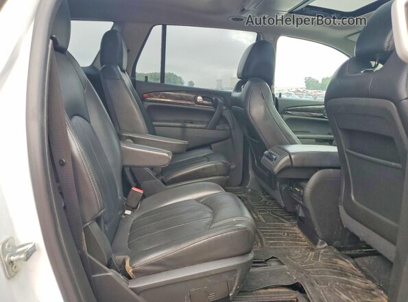 5GAKRBKD2HJ218863 2017 BUICK ENCLAVE White Հետևի նստատեղերի տեսք