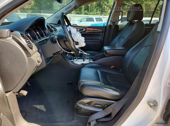 5GAKRBKD4HJ123706 2017 BUICK ENCLAVE Белый Вид салона спереди