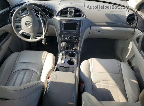 5GAKRBKD4HJ208335 2017 BUICK ENCLAVE Silver Vista del salpicadero
