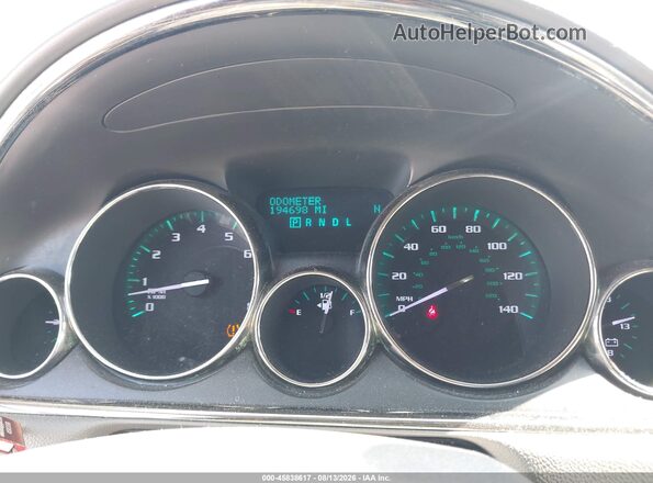 5GAKRBKD6HJ115235 2017 BUICK ENCLAVE White Հետևի նստատեղերի տեսք