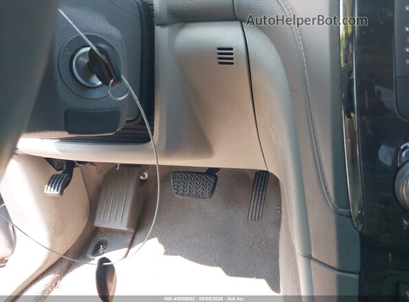 5GAKRCKD6HJ232108 2017 BUICK ENCLAVE Cream Vista del salpicadero