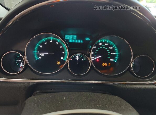 5GAKRCKD8HJ183381 2017 BUICK ENCLAVE Maroon Вид щитка приладів
