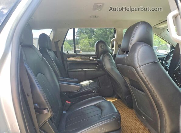 5GAKVCKDXHJ214108 2017 BUICK ENCLAVE Silver უკანა სალონის ხედი