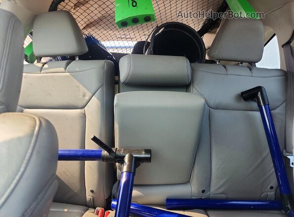5J6RM3H9XGL001904 2016 HONDA CR-V Gray Rear seats view