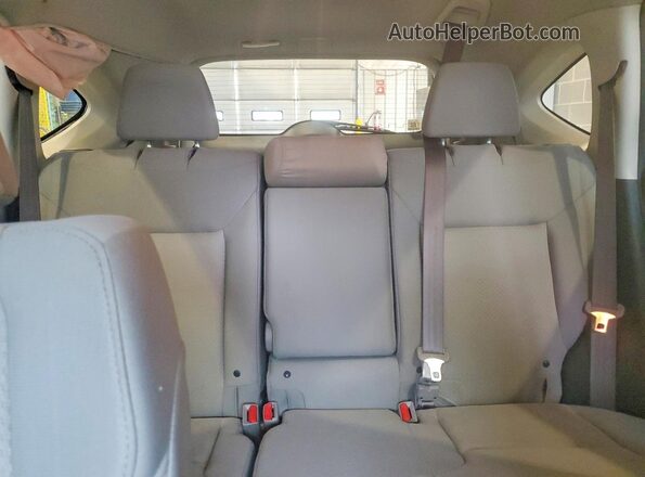 5J6RM4H3XGL017098 2016 HONDA CR-V Silver Widok tylnych siedzeń