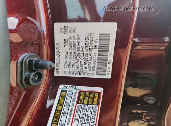 5J6RM4H76GL133630 2016 HONDA CR-V Maroon Engine compartment view