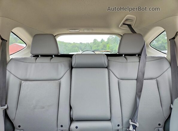 5J6RM4H79GL046370 2016 HONDA CR-V Gray Rear seats view