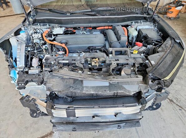 5J6RS6H82SL030529 2025 HONDA CR-V Silver Vista del compartimento del motor
