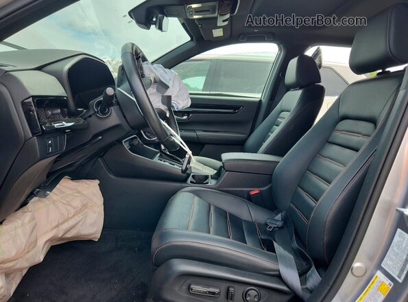 5J6RS6H96PL008212 2023 HONDA CR-V Серебряный Вид салона спереди