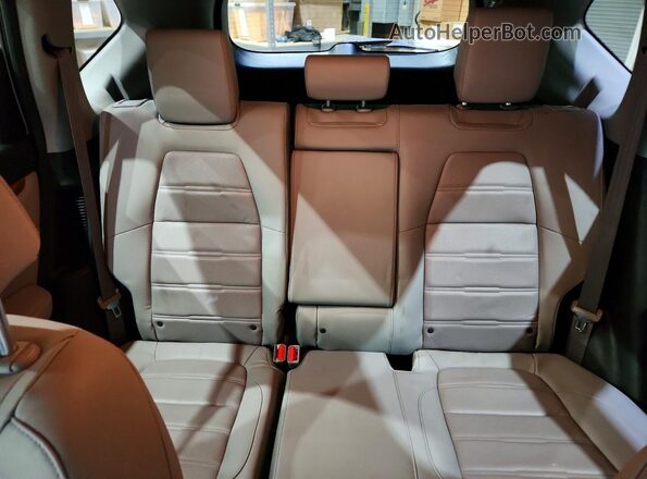 5J6RT6H98NL058202 2022 HONDA CR-V Silver Rear seats view