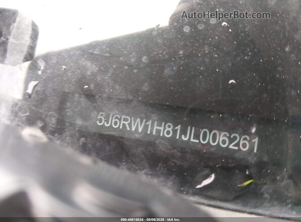 5J6RW1H81JL006261 2018 HONDA CR-V White 