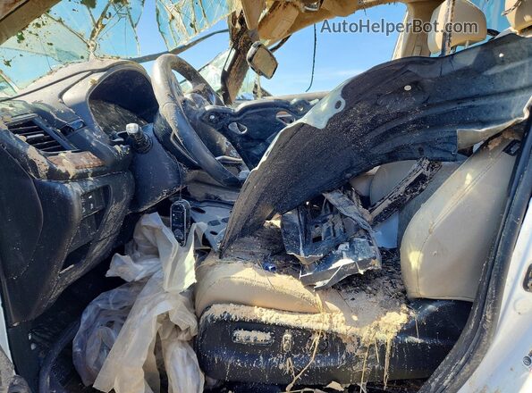 5J6RW1H85KA010147 2019 HONDA CR-V Белый Вид салона спереди