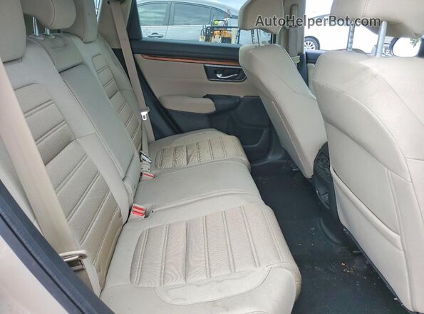 5J6RW2H57JL016160 2018 HONDA CR-V Beige უკანა სავარძლების ხედი