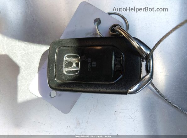 5J6RW2H85JL008195 2018 HONDA CR-V White Widok deski rozdzielczej