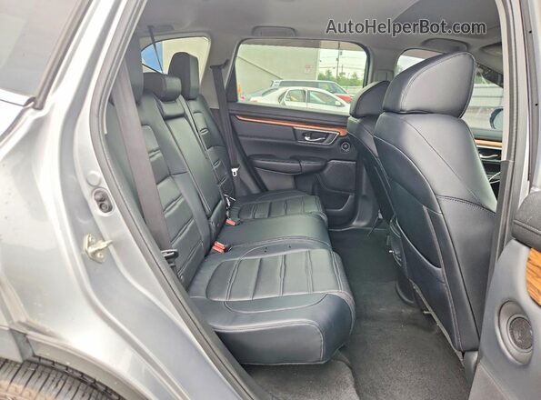 5J6RW2H86HL043340 2017 HONDA CR-V Silver Вид задньої частини салону