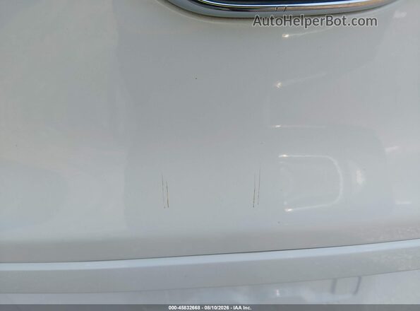 5J6RW2H87KL030619 2019 HONDA CR-V White Front view