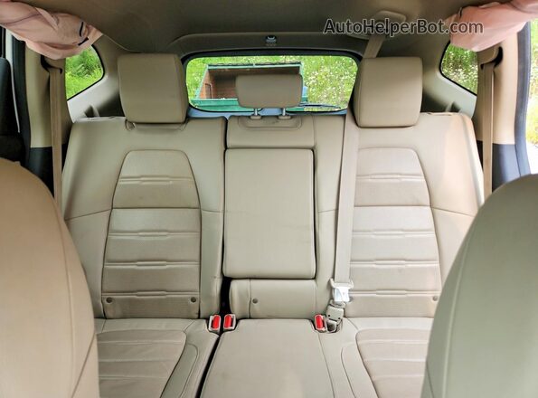 5J6RW2H9XHL006641 2017 HONDA CR-V White Вид задніх сидінь