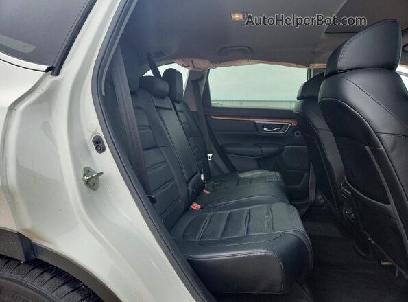 5J6RW2H9XJL000554 2018 HONDA CR-V Белый Вид задней части салона