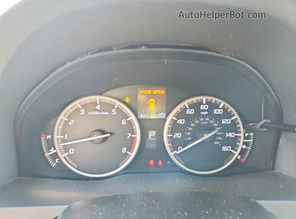 5J8TB4H38GL021797 2016 ACURA RDX Серебряный Вид щитка приборов