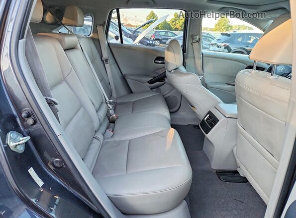 5J8TB4H59GL025682 2016 ACURA RDX Gray Vista interior trasera