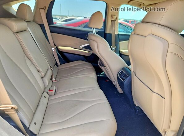 5J8TC1H33KL006533 2019 ACURA RDX Белый Вид задней части салона