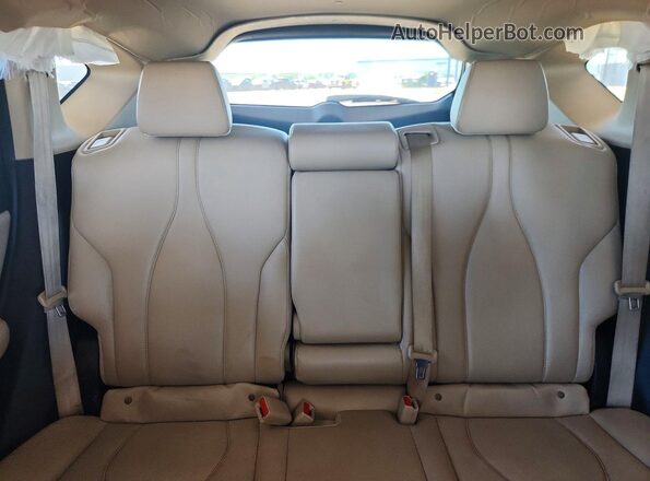 5J8TC1H37KL016966 2019 ACURA RDX White Widok tylnych siedzeń