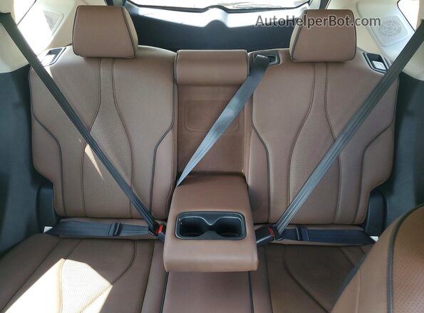 5J8TC1H72ML000440 2021 ACURA RDX Белый Вид задних сидений