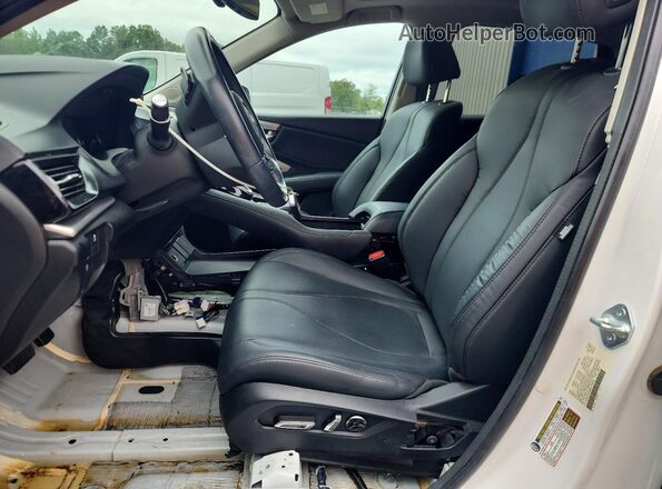 5J8TC2H35ML016635 2021 ACURA RDX White Front interior view