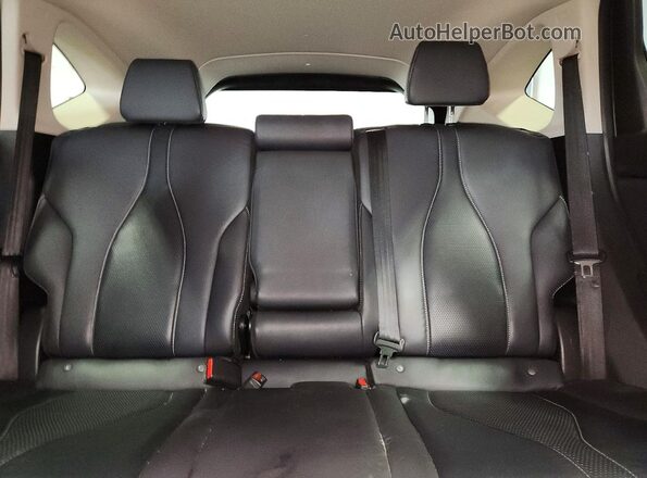 5J8TC2H51KL018137 2019 ACURA RDX Gray Vista de los asientos traseros
