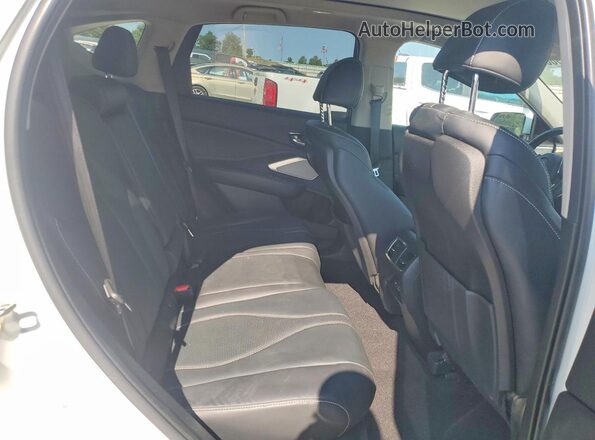 5J8TC2H55KL031344 2019 ACURA RDX White Widok wnętrza z tyłu