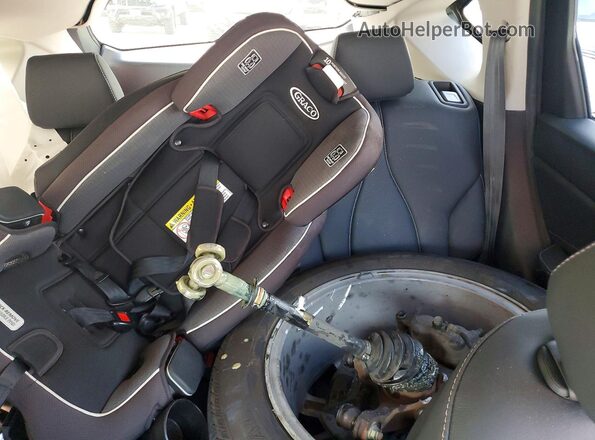 5J8TC2H57NL003131 2022 ACURA RDX Gray Vista de los asientos traseros