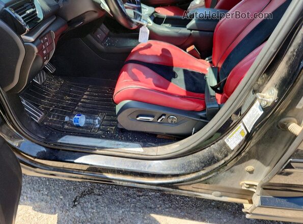 5J8TC2H69KL010571 2019 ACURA RDX Черный Вид салона спереди