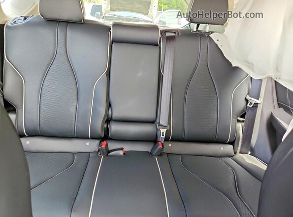 5J8TC2H72TL012124 2026 ACURA RDX Black Widok tylnych siedzeń