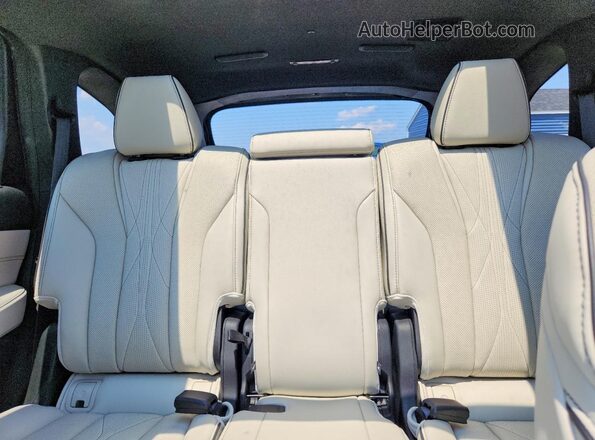 5J8YD8H85TL001052 2026 ACURA MDX Серебряный Вид задних сидений