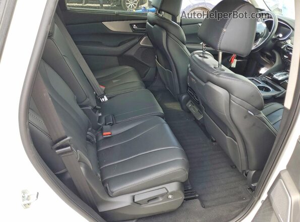 5J8YD9H4XTL001034 2026 ACURA MDX White Widok wnętrza z tyłu