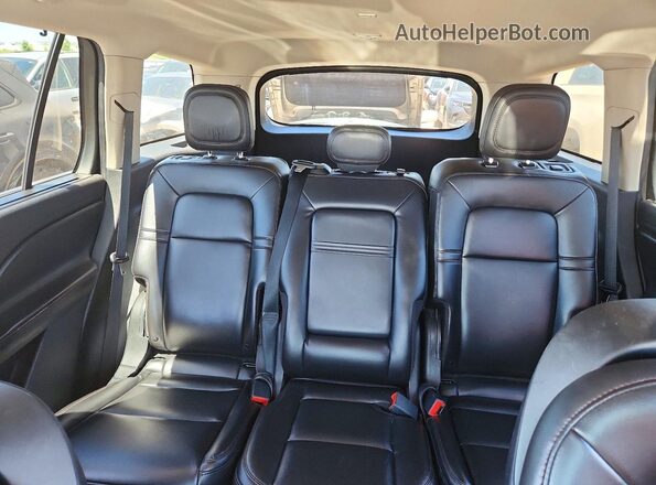 5LM5J0XC2NGL16204 2022 LINCOLN AVIATOR Black Вид задніх сидінь