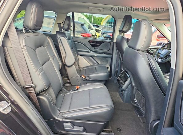 5LM5J6XC2SGL14564 2025 LINCOLN AVIATOR Black უკანა სალონის ხედი