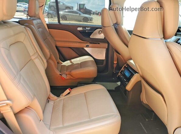 5LM5J7WC3LGL18003 2020 LINCOLN AVIATOR Синий Вид задней части салона