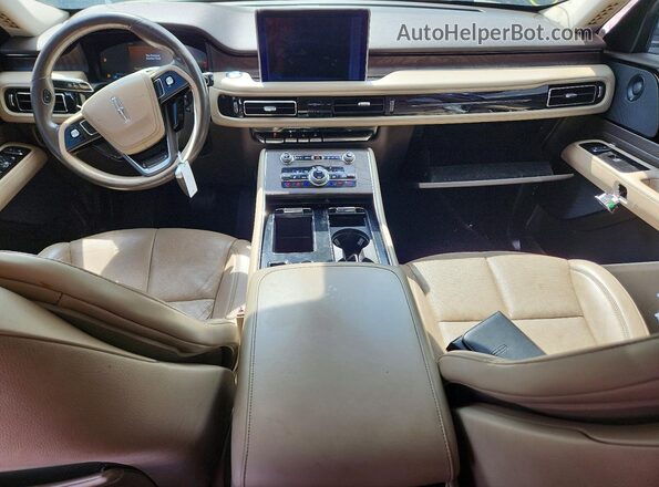 5LM5J7WC5LGL03132 2020 LINCOLN AVIATOR White Widok deski rozdzielczej