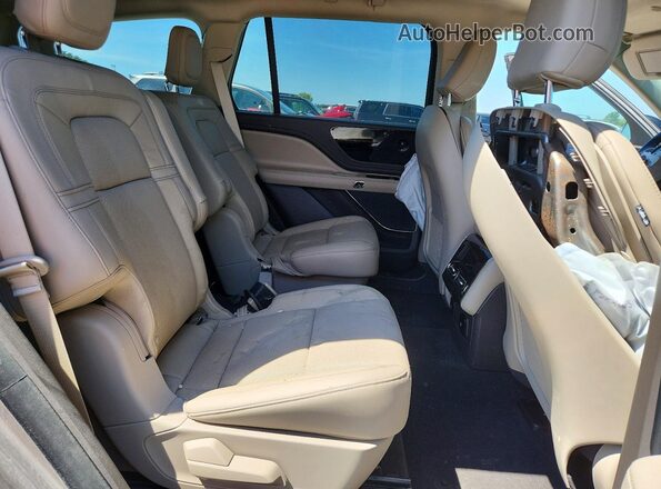 5LM5J7WC5MGL14424 2021 LINCOLN AVIATOR Gold 