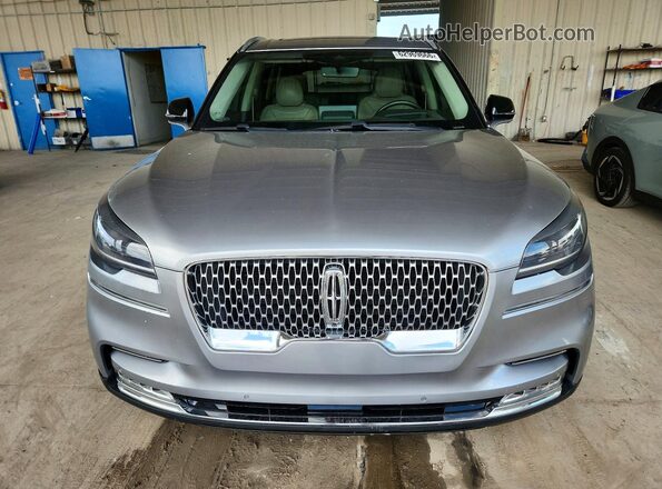 5LM5J7WCXLGL23845 2020 LINCOLN AVIATOR Silver Vista frontal
