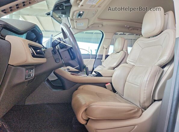 5LM5J7WCXLGL23845 2020 LINCOLN AVIATOR Silver Vista interior delantera